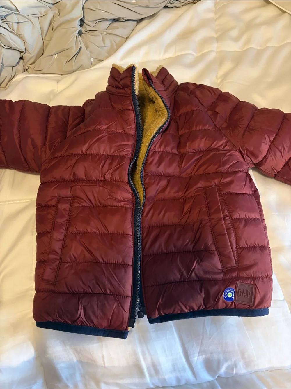 GAP Kids Reversible Burgundy Puffer Jacket with Sherpa Trim - 3T